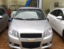 Chevrolet Aveo 2017 - Bán xe Chevrolet Aveo năm 2017, màu bạc, xe nhập 