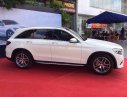 Mercedes-Benz GLK Class GLC300 2017 - Cần bán Mercedes GLC300 đời 2017, màu trắng, nhập khẩu nguyên chiếc