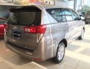 Toyota Innova E 2018 - Bán Toyota Innova E đời 2018, giảm giá cực sâu, tặng thêm gói phụ kiện, hỗ trợ mua xe trả góp