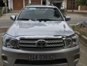 Toyota Fortuner 2.5G 2011 - Cần bán gấp Toyota Fortuner 2.5G đời 2011, màu bạc số sàn