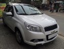 Chevrolet Aveo MT 2014 - Cần bán xe Chevrolet Aveo MT đời 2014, màu trắng số sàn giá cạnh tranh