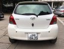Toyota Yaris  AT  2010 - Bán Toyota Yaris AT đời 2010, màu trắng, xe nhập