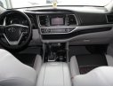 Toyota Highlander LE 2014 - Bán Toyota Highlander LE đời 2014, màu đen, nhập khẩu