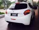 Peugeot 208 Facelift 2015 - Bán xe Peugeot 208 Facelift đời 2015, màu trắng, xe nhập