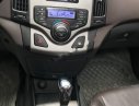 Hyundai i30 CW 1.6AT 2011 - Cần bán xe Hyundai i30 CW 1.6AT đời 2011, màu trắng, nhập khẩu