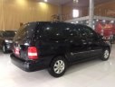 Kia Carnival LS 2.5 MT 2005 - Cần bán xe Kia Carnival LS 2.5 MT 2005, màu đen, giá tốt