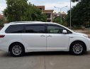 Toyota Sienna 2015 - Bán xe Toyota Sienna đời 2015, màu trắng giá cạnh tranh