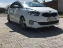 Kia Rondo 2015 - Cần bán gấp Kia Rondo 2015, màu trắng số tự động, giá 600tr