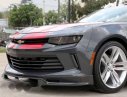 Chevrolet Camaro 2016 - Cần bán lại xe Chevrolet Camaro đời 2016, màu xám