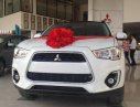 Mitsubishi Outlander Sport Sport 2.0CVT Premium 2017 - Bán Mitsubishi Outlander Sport Sport 2.0CVT Premium đời 2017, màu trắng, 885tr