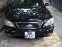 Ford Mondeo 2005 - Cần bán lại xe Ford Mondeo sản xuất 2005, màu đen xe gia đình, giá chỉ 220 triệu