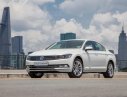 Volkswagen Passat 2017 - Chỉ cần 600tr bạn đã sở hữu Volkswagen Passat BM (nhập khẩu từ Đức) - KM hấp dẫn, giao xe tận nơi. Có sẵn xe màu trắng