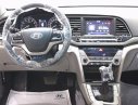 Hyundai Elantra 2017 - Cần bán xe Hyundai Elantra đời 2017, màu trắng