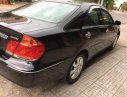 Toyota Camry G 2005 - Bán Toyota Camry G 2005, màu đen số sàn, giá chỉ 460 triệu