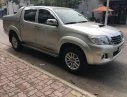 Toyota Hilux 2.5E 4x2 MT 2014 - Cần bán lại xe Toyota Hilux năm 2014 màu bạc, 465 triệu, xe nhập