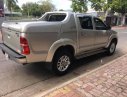 Toyota Hilux 2.5E 4x2 MT 2014 - Cần bán xe Toyota Hilux 2.5E 4x2 MT sản xuất 2014, màu bạc, nhập khẩu nguyên chiếc, 465 triệu