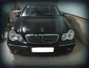 Mercedes-Benz C class C240 Avantgarde 2004 - Cần bán Mercedes C240 Avantgarde đời 2004, màu đen