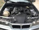 BMW 3 Series  320i  1998 - Bán ô tô BMW 3 Series 320i sản xuất 1998, màu bạc, giá chỉ 115 triệu