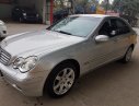 Mercedes-Benz C class C180 2005 - Bán xe Mercedes C180 sản xuất 2005, màu bạc, xe nhập, số tự động, giá chỉ 285 triệu