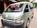 Toyota Hiace 2.5 2005 - Bán lại xe Toyota Hiace 2.5 đời 2005, màu xám