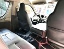 Toyota Hiace 2.5 2005 - Bán lại xe Toyota Hiace 2.5 đời 2005, màu xám