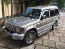 Mitsubishi Pajero 2003 - Cần bán gấp Mitsubishi Pajero đời 2003, màu bạc còn mới, giá chỉ 235 triệu