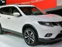 Nissan X trail 2.5L 2018 - Bán Nissan X Trail 2.5 SV 2018 4WD, màu trắng, khuyến mại phụ kiện và tiền mặt