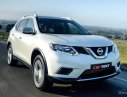 Nissan X trail 2.5L 2018 - Bán Nissan X Trail 2.5 SV 2018 4WD, màu trắng, khuyến mại phụ kiện và tiền mặt