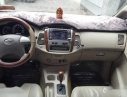 Toyota Innova   V   2014 - Bán xe Toyota Innova V năm 2014, màu bạc như mới