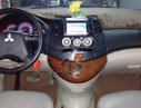 Mitsubishi Grandis 2.4 AT 2005 - Cần bán xe Mitsubishi Grandis sản xuất 2005, màu trắng, giá chỉ 380 triệu