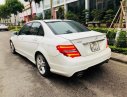 Mercedes-Benz C class C300 2011 - Cần bán gấp Mercedes C300 đời 2011, màu trắng