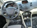 Ford Fiesta S 2012 - Cần bán Ford Fiesta S 2012, màu trắng xe gia đình, 390tr