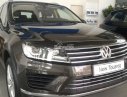 Volkswagen Touareg 2016 - Dòng SUV nhập Đức Volkswagen Touareg 3.6l, màu vàng cát. Cam kết giá tốt- Thu Hương: 0902.608.293