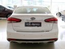 Kia Cerato 2.0AT 2018 - Bán xe Kia Cerato 2.0AT sản xuất năm 2018, màu trắng