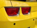 Chevrolet Camaro 2011 - Bán Chevrolet Camaro đời 2011, màu vàng, xe nhập