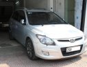 Hyundai i30 CW 2011 - Bán ô tô Hyundai i30 CW 2011, màu bạc, nhập khẩu  