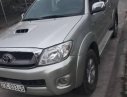 Toyota Hilux G 2010 - Bán Toyota Hilux G năm 2010, màu bạc 