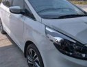 Kia Rondo 2017 - Bán Kia Rondo 2017, màu trắng, xe gia đình giá cạnh tranh