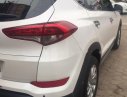 Hyundai Tucson 2017 - Bán Hyundai Tucson 2017, màu trắng  