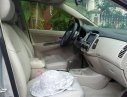 Toyota Innova 2 0G 2013 - Bán Toyota Innova 2 0G năm 2013, màu bạc, 560 triệu