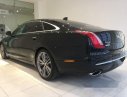 Jaguar XJL 2016 - Cần bán Jaguar XJL năm 2016, màu đen