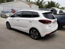 Kia Rondo GAT 2017 - Bán xe Kia Rondo GAT 2018, màu trắng, 669 triệu- Liên hệ 0938 806 702