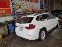 BMW X1 2011 - Chính chủ cần bán gấp BMW X1 2011, màu trắng, bảo dưỡng tốt