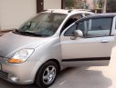 Chevrolet Spark LT 2009 - Cần bán xe Chevrolet Spark LT đời 2009, màu bạc. Xe 5 chỗ biển Hà Nội tên chính chủ