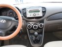 Hyundai i10 2013 - Cần bán xe Hyundai i10 năm 2013 màu bạc, giá 195 triệu, xe nhập