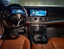 Mercedes-Benz E class E300 AMG 2016 - Chính chủ bán ô tô Mercedes E300 sản xuất 2016, màu trắng