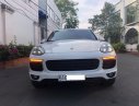 Porsche Cayenne 3.6 2016 - Bán Porsche Cayenne 3.6 2016, xe đẹp, bao test, hỗ trợ vay ngân hàng 75%