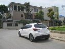 Mazda 2 2016 - Chiến Hòa Auto bán Mazda 2 năm sản xuất 2016, màu trắng, xe nhập