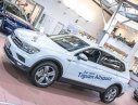 Volkswagen Tiguan Allspace 2017 - Bán Volkswagen Tiguan Allspace 2018, xe có sẵn, hỗ trợ trả góp 90% giá trị xe