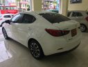 Mazda 2 2015 - Salon bán xe Mazda 2 đời 2015, màu trắng, nhập khẩu